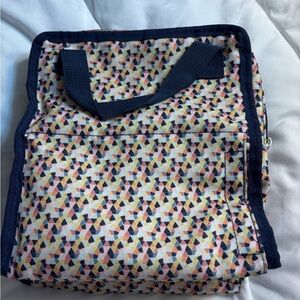 Dr. Brown’s™ Fold & Freeze Bottle Tote with handles